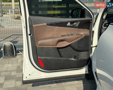 Киа Соренто 2017 в Ровно на Automoto.ua Белый Киа Соренто, объемом двигателя 2.2 л и пробегом 84 тыс. км за 26200 $, фото 13 на Automoto.ua