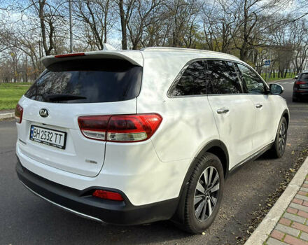 Білий Кіа Соренто, об'ємом двигуна 2.2 л та пробігом 115 тис. км за 25500 $, фото 6 на Automoto.ua