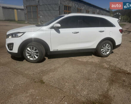Белый Киа Соренто, объемом двигателя 3.3 л и пробегом 150 тыс. км за 19500 $, фото 9 на Automoto.ua