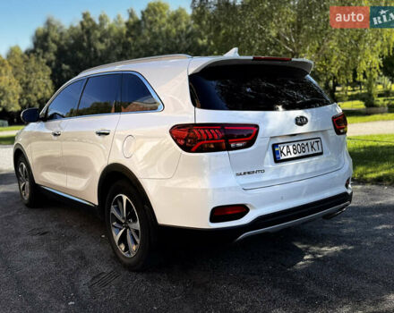 Киа Соренто 2017 в Хмельницком на Automoto.ua Белый Киа Соренто, объемом двигателя 2 л и пробегом 133 тыс. км за 24500 $, фото 5 на Automoto.ua