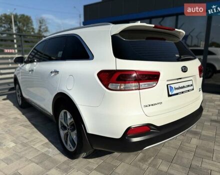 Киа Соренто 2017 в Ровно на Automoto.ua Белый Киа Соренто, объемом двигателя 2.2 л и пробегом 84 тыс. км за 26200 $, фото 10 на Automoto.ua