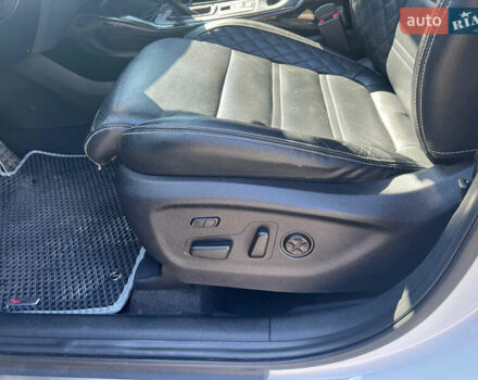 Белый Киа Соренто, объемом двигателя 2.2 л и пробегом 108 тыс. км за 26600 $, фото 9 на Automoto.ua