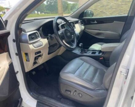 Белый Киа Соренто, объемом двигателя 2.4 л и пробегом 99 тыс. км за 15000 $, фото 7 на Automoto.ua