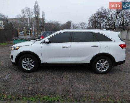 Белый Киа Соренто, объемом двигателя 2.4 л и пробегом 135 тыс. км за 15200 $, фото 1 на Automoto.ua