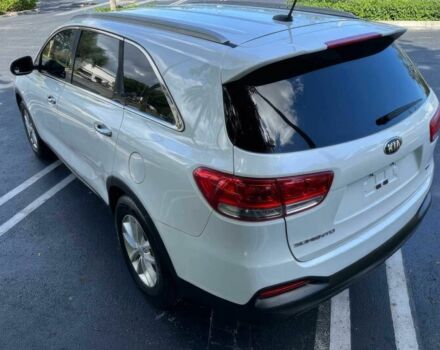 Кіа Соренто 2017 у Львові на Automoto.ua Білий Кіа Соренто, об'ємом двигуна 2.4 л та пробігом 61 тис. км за 10000 $, фото 5 на Automoto.ua