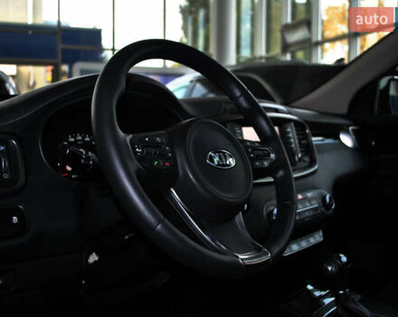 Киа Соренто 2017 в Ровно на Automoto.ua Белый Киа Соренто, объемом двигателя 2.2 л и пробегом 189 тыс. км за 22999 $, фото 22 на Automoto.ua