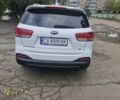 Білий Кіа Соренто, об'ємом двигуна 2.4 л та пробігом 65 тис. км за 16000 $, фото 3 на Automoto.ua