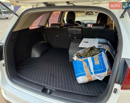 Белый Киа Соренто, объемом двигателя 2 л и пробегом 155 тыс. км за 23200 $, фото 23 на Automoto.ua