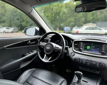 Киа Соренто 2017 в Киеве на Automoto.ua Белый Киа Соренто, объемом двигателя 2.2 л и пробегом 115 тыс. км за 12300 $, фото 5 на Automoto.ua