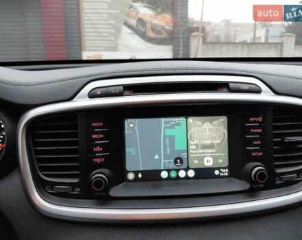 Белый Киа Соренто, объемом двигателя 2.4 л и пробегом 135 тыс. км за 15200 $, фото 12 на Automoto.ua