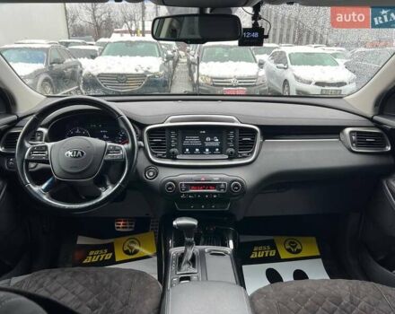 Білий Кіа Соренто, об'ємом двигуна 2.2 л та пробігом 51 тис. км за 31000 $, фото 10 на Automoto.ua