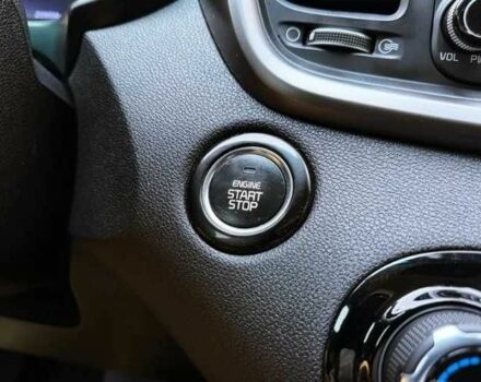 Белый Киа Соренто, объемом двигателя 0 л и пробегом 127 тыс. км за 13000 $, фото 9 на Automoto.ua