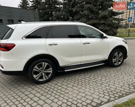 Білий Кіа Соренто, об'ємом двигуна 2.2 л та пробігом 171 тис. км за 28500 $, фото 23 на Automoto.ua