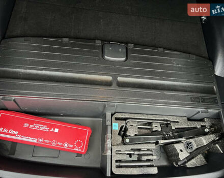 Білий Кіа Соренто, об'ємом двигуна 2.2 л та пробігом 171 тис. км за 28500 $, фото 40 на Automoto.ua