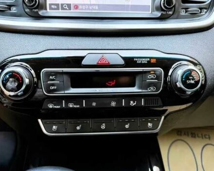 Белый Киа Соренто, объемом двигателя 0 л и пробегом 127 тыс. км за 13000 $, фото 7 на Automoto.ua