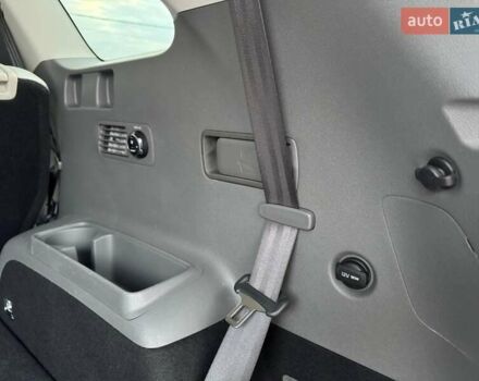 Білий Кіа Соренто, об'ємом двигуна 3.3 л та пробігом 70 тис. км за 23500 $, фото 82 на Automoto.ua