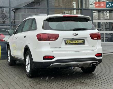 Білий Кіа Соренто, об'ємом двигуна 2.2 л та пробігом 51 тис. км за 31000 $, фото 4 на Automoto.ua