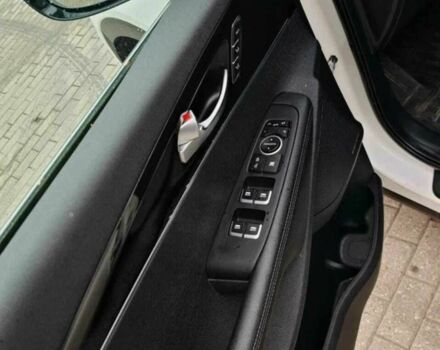 Киа Соренто 2018 в Киеве на Automoto.ua Белый Киа Соренто, объемом двигателя 2.2 л и пробегом 185 тыс. км за 20999 $, фото 10 на Automoto.ua