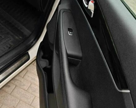 Киа Соренто 2018 в Киеве на Automoto.ua Белый Киа Соренто, объемом двигателя 2.2 л и пробегом 185 тыс. км за 20999 $, фото 19 на Automoto.ua