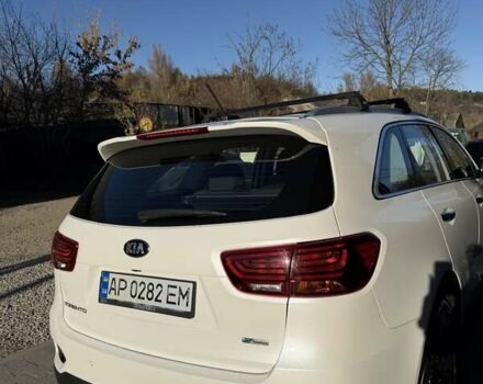 Білий Кіа Соренто, об'ємом двигуна 2.2 л та пробігом 51 тис. км за 33000 $, фото 4 на Automoto.ua