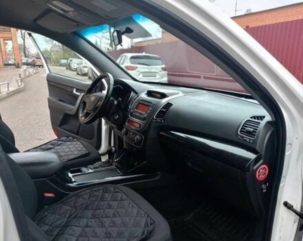 Белый Киа Соренто, объемом двигателя 0 л и пробегом 107 тыс. км за 11800 $, фото 17 на Automoto.ua