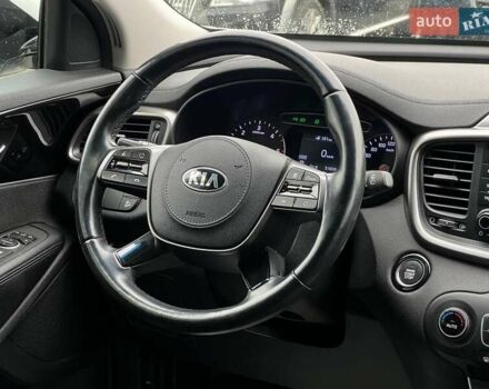 Білий Кіа Соренто, об'ємом двигуна 2.2 л та пробігом 51 тис. км за 31000 $, фото 12 на Automoto.ua