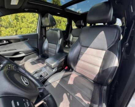 Кіа Соренто 2018 у Черкасах на Automoto.ua Білий Кіа Соренто, об'ємом двигуна 3.3 л та пробігом 46 тис. км за 9000 $, фото 9 на Automoto.ua