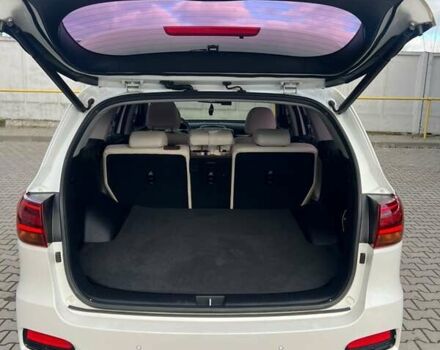 Белый Киа Соренто, объемом двигателя 2.2 л и пробегом 156 тыс. км за 27999 $, фото 8 на Automoto.ua