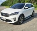 Белый Киа Соренто, объемом двигателя 2.2 л и пробегом 230 тыс. км за 25500 $, фото 2 на Automoto.ua