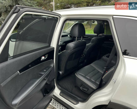 Білий Кіа Соренто, об'ємом двигуна 2.2 л та пробігом 171 тис. км за 28500 $, фото 37 на Automoto.ua