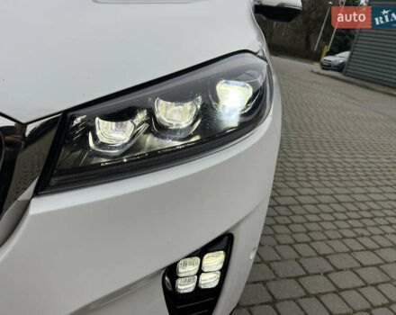 Білий Кіа Соренто, об'ємом двигуна 2.2 л та пробігом 171 тис. км за 28500 $, фото 34 на Automoto.ua