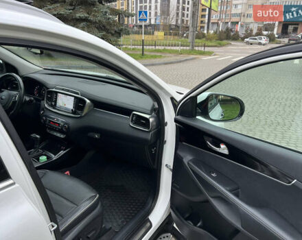 Білий Кіа Соренто, об'ємом двигуна 2.2 л та пробігом 171 тис. км за 28500 $, фото 44 на Automoto.ua