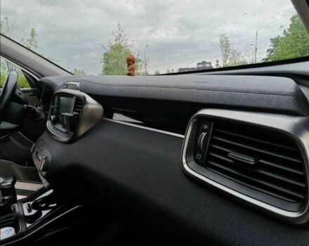 Киа Соренто 2018 в Киеве на Automoto.ua Белый Киа Соренто, объемом двигателя 2.2 л и пробегом 185 тыс. км за 20999 $, фото 14 на Automoto.ua
