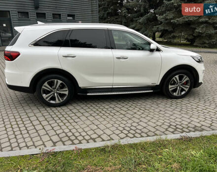 Білий Кіа Соренто, об'ємом двигуна 2.2 л та пробігом 171 тис. км за 28500 $, фото 24 на Automoto.ua