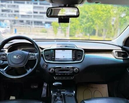 Белый Киа Соренто, объемом двигателя 0 л и пробегом 127 тыс. км за 13000 $, фото 3 на Automoto.ua