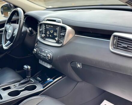 Білий Кіа Соренто, об'ємом двигуна 3.3 л та пробігом 39 тис. км за 3900 $, фото 10 на Automoto.ua