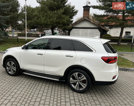Білий Кіа Соренто, об'ємом двигуна 2.2 л та пробігом 171 тис. км за 28500 $, фото 11 на Automoto.ua