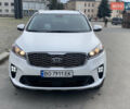 Белый Киа Соренто, объемом двигателя 2.4 л и пробегом 60 тыс. км за 17999 $, фото 1 на Automoto.ua