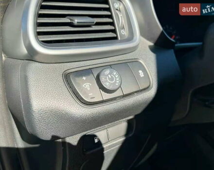 Белый Киа Соренто, объемом двигателя 3.3 л и пробегом 148 тыс. км за 15500 $, фото 17 на Automoto.ua