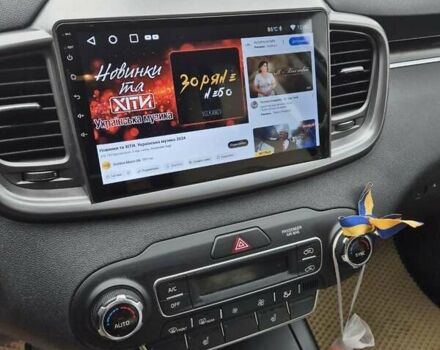 Белый Киа Соренто, объемом двигателя 2.4 л и пробегом 85 тыс. км за 18200 $, фото 10 на Automoto.ua