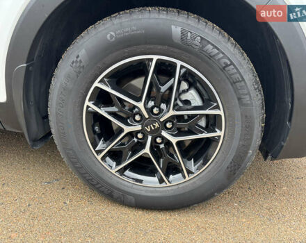 Белый Киа Соренто, объемом двигателя 2.2 л и пробегом 41 тыс. км за 33300 $, фото 2 на Automoto.ua