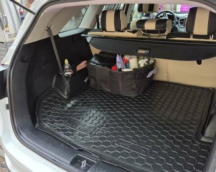 Белый Киа Соренто, объемом двигателя 2.4 л и пробегом 85 тыс. км за 18200 $, фото 7 на Automoto.ua