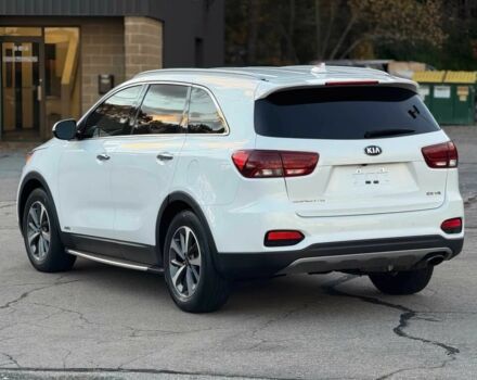 Белый Киа Соренто, объемом двигателя 3.3 л и пробегом 46 тыс. км за 6200 $, фото 4 на Automoto.ua