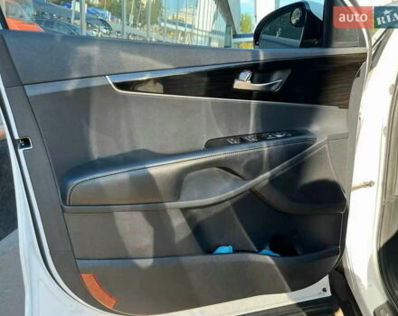 Белый Киа Соренто, объемом двигателя 3.3 л и пробегом 148 тыс. км за 15500 $, фото 14 на Automoto.ua