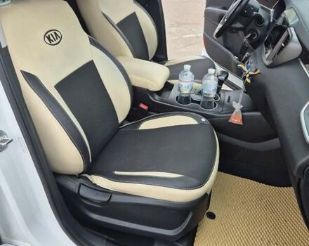 Белый Киа Соренто, объемом двигателя 2.4 л и пробегом 85 тыс. км за 18200 $, фото 11 на Automoto.ua