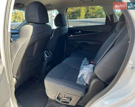 Білий Кіа Соренто, об'ємом двигуна 3.3 л та пробігом 148 тис. км за 16900 $, фото 18 на Automoto.ua