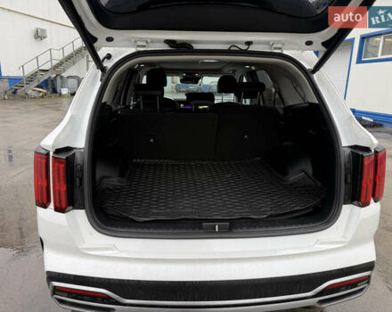 Белый Киа Соренто, объемом двигателя 2.2 л и пробегом 32 тыс. км за 35000 $, фото 12 на Automoto.ua