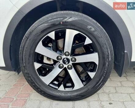 Киа Соренто 2020 в Львове на Automoto.ua Белый Киа Соренто, объемом двигателя 2.15 л и пробегом 173 тыс. км за 32500 $, фото 31 на Automoto.ua