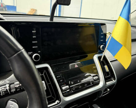 Белый Киа Соренто, объемом двигателя 2.2 л и пробегом 32 тыс. км за 35000 $, фото 19 на Automoto.ua