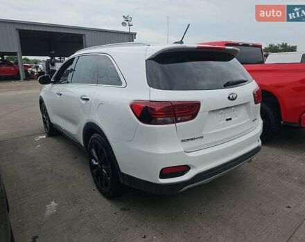 Белый Киа Соренто, объемом двигателя 3.3 л и пробегом 72 тыс. км за 12300 $, фото 3 на Automoto.ua